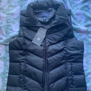 Lands end puffer vest NWT Sz M Black